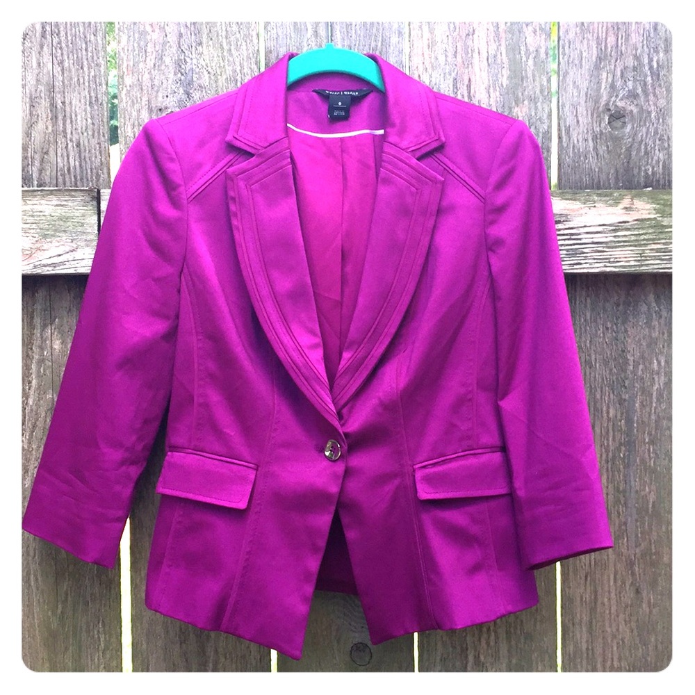 💖White House Black Market Fuchsia Blazer💖